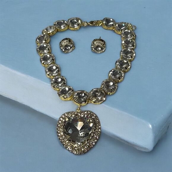 Vita Ambita Jewelry - Rhinestone Heart Pendant Necklace & Earring Set​